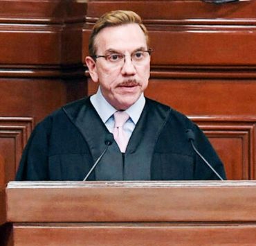 Ministro Laynez Potisek Aboga por Mérito y Ética en la Carrera Judicial