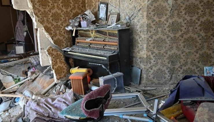 El Papa Francisco Llama a la Paz y la Responsabilidad en Medio de Conflictos Globales