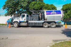 Cecilia Patrón concreta acciones decisivas para mitigar las inundaciones en Mérida, supervisando personalmente los avances en la construcción de depósitos estratégicos que buscan mejorar la infraestructura urbana y prevenir daños causados por las lluvias.