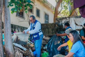 Autoridades en acción: Retiran 37 toneladas de basura en Chenkú en un nuevo caso de acumulación extrema.