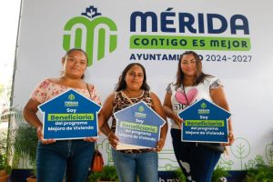 Familias del sur de Mérida reciben acciones de vivienda gracias al compromiso del Ayuntamiento, asegurando un patrimonio seguro y una mejor calidad de vida. 