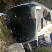 Se accidentan maestros