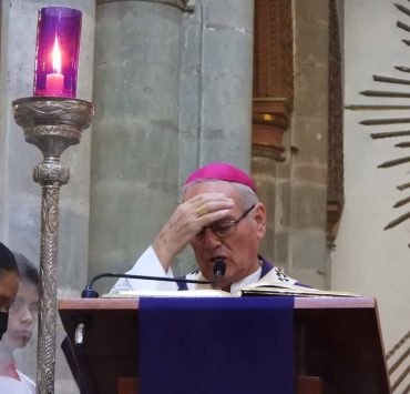 Arzobispo llama a la paz