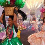 Guelaguetza universitaria